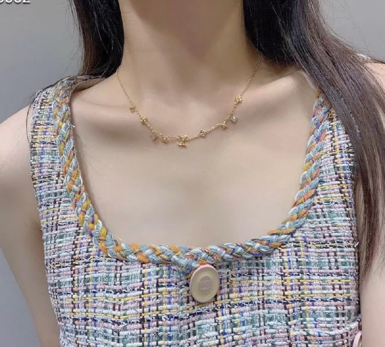 Louis Vuitton Gold Tone Diamond Necklace